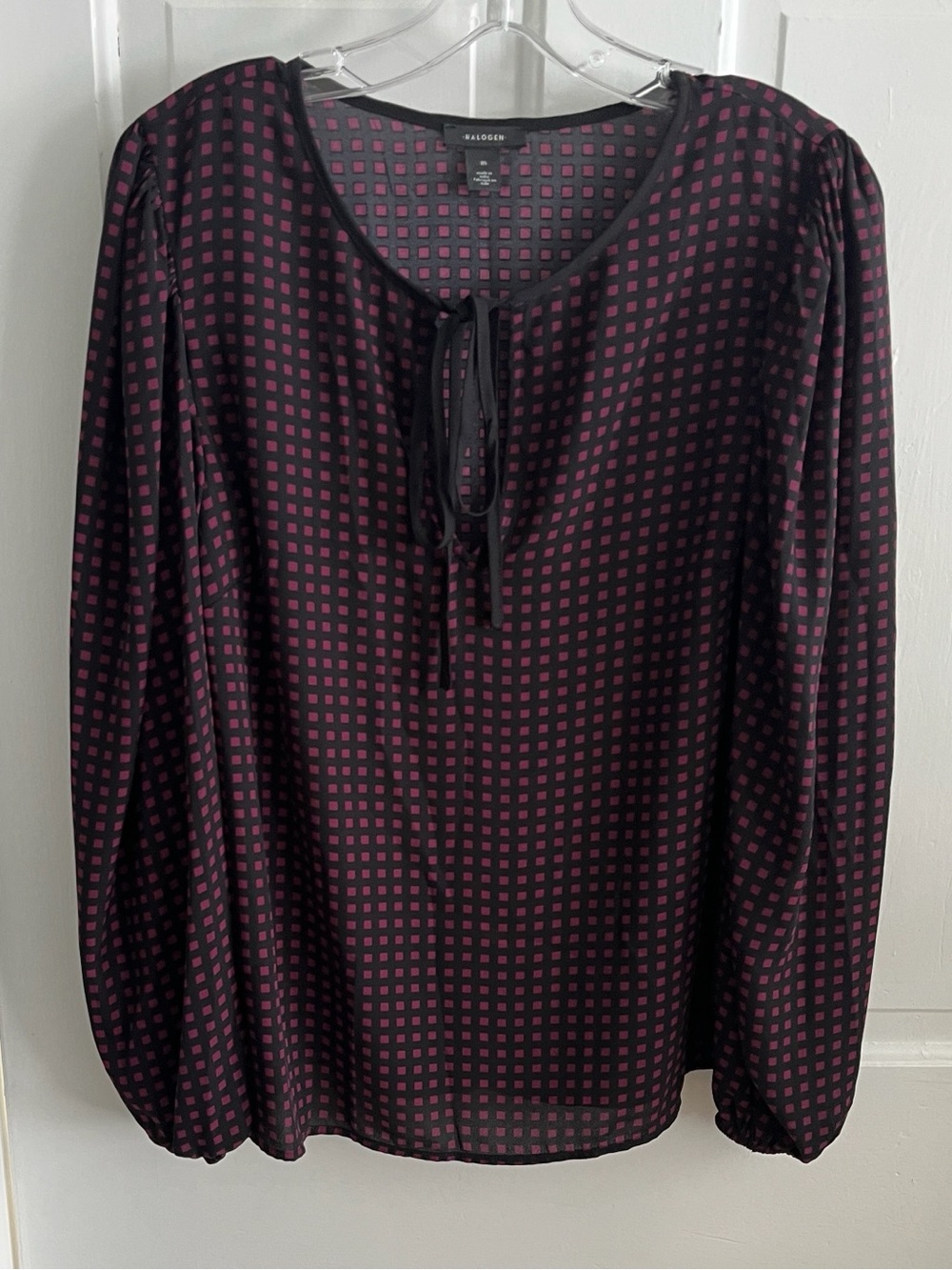 Halogen Blouse NWT size M long sleeves